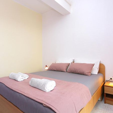 Apartments And Rooms With Parking Space Marina, Trogir - 5953 Extérieur photo