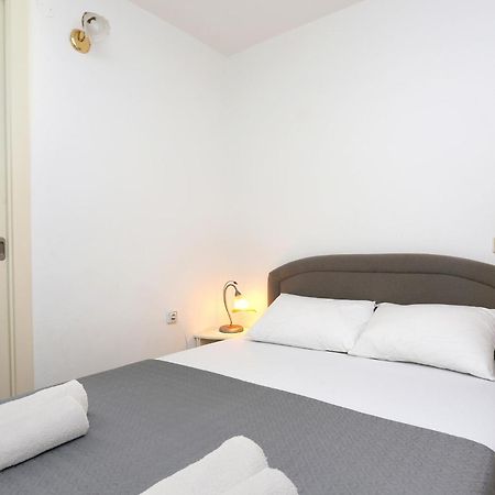 Apartments And Rooms With Parking Space Marina, Trogir - 5953 Extérieur photo