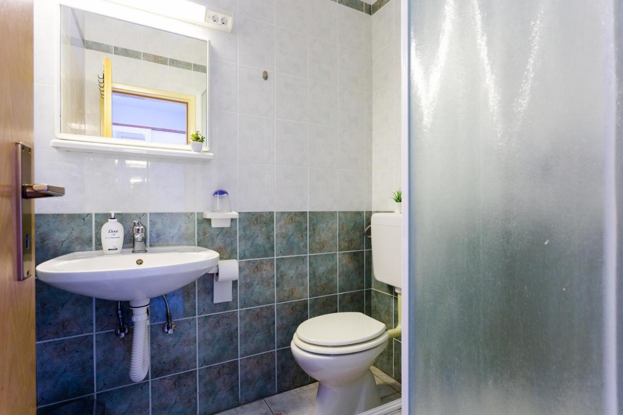 Apartments And Rooms With Parking Space Marina, Trogir - 5953 Extérieur photo