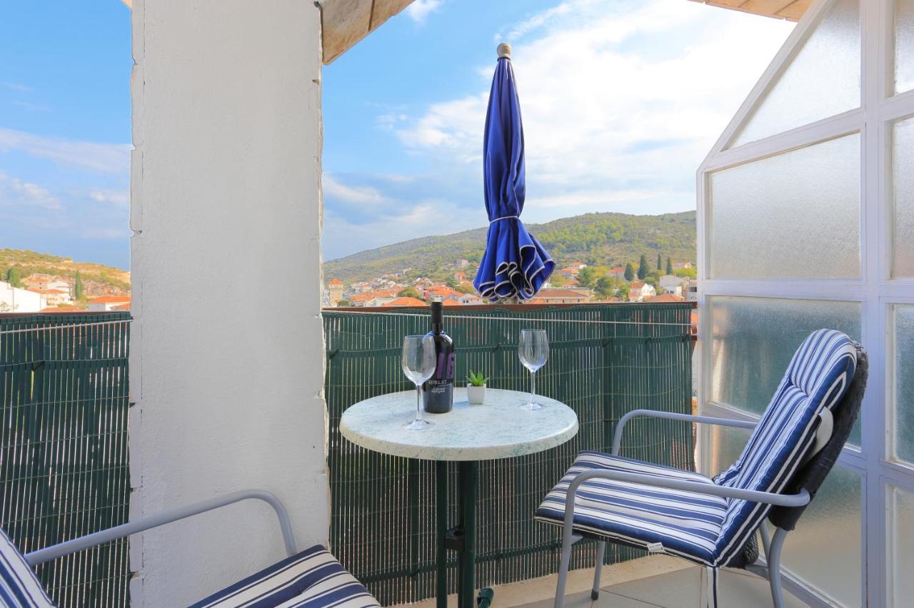Apartments And Rooms With Parking Space Marina, Trogir - 5953 Extérieur photo