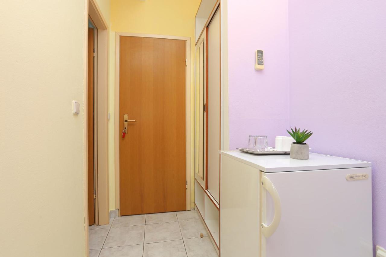 Apartments And Rooms With Parking Space Marina, Trogir - 5953 Extérieur photo